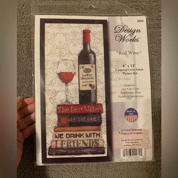 💙 Wine cross-stitch project - Picture 1 of 2